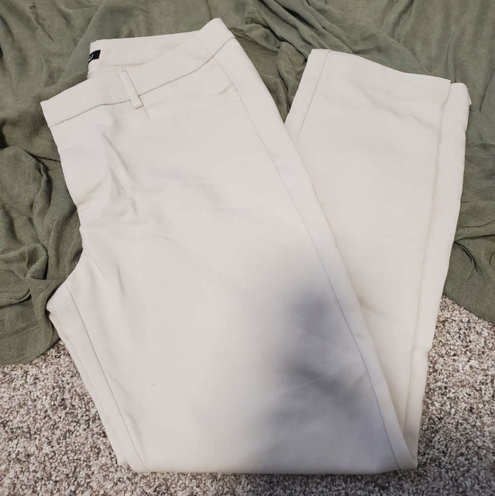 Roz & Ali White Straight Dress Pants Size 4